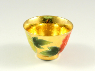 豪華な金彩の美 金彩一珍牡丹の器！【有田焼 三光堂】